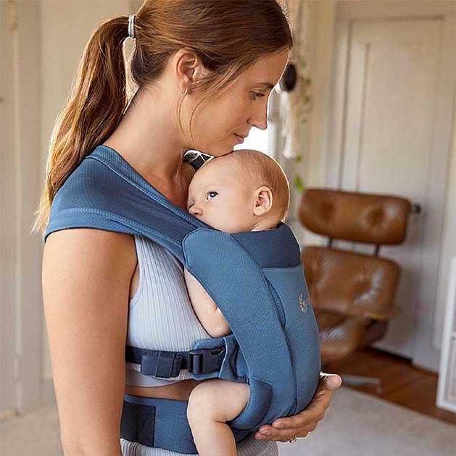 Gear obERGOBABY | Embrace Mesh Newborn Carrier - Blue